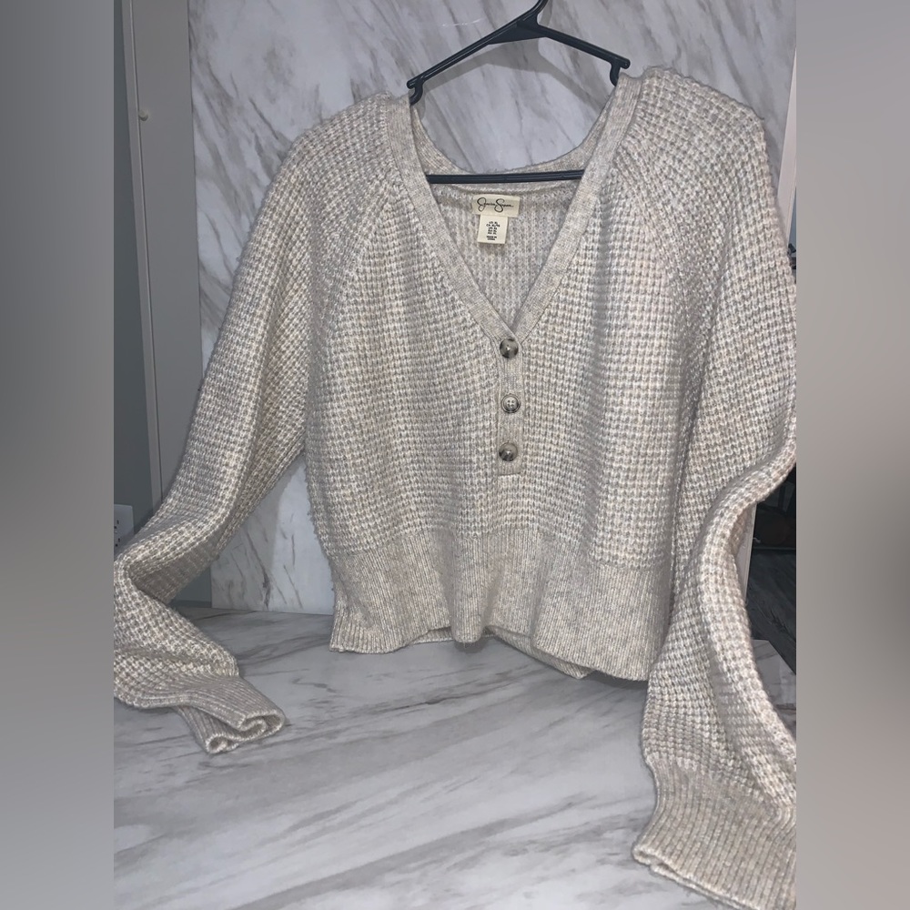 Jessica Simpson beige sweater